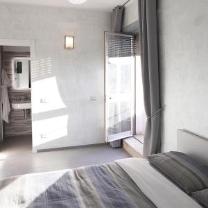 Smart Central Apartments