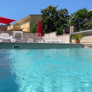 Grand Pool Apartment Ika-Opatija