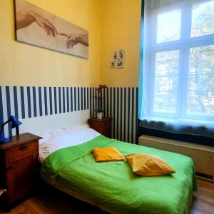 The apartment in strict city center. Self check-in
