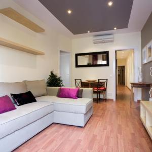 Avinguda Gaudi Apartment