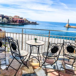 Amphitrite Hotel