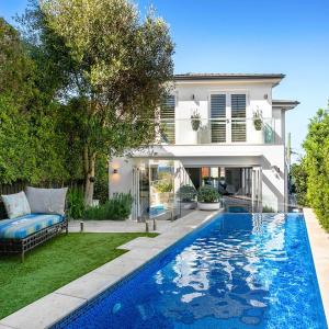 Goubeau Holiday House
