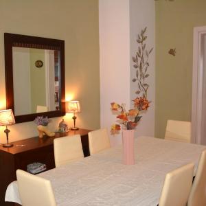 Moudania's cozy apartment