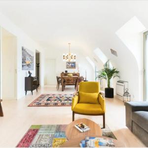 Luxury Apartment by MyPlaceForYou, very quiet, close to Time Out Market Lisbon