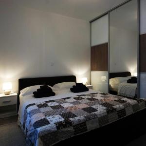 Deluxe Apartment Joia with Balcony on the Beach Bačvice, Free Parking, Old Town, Near Ferry Port