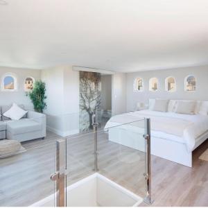 AMAZING DUPLEX NEXT TO THE BEACH IN MARBELLA