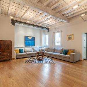 GuestHost - Piazza Navona Elegant Apartment