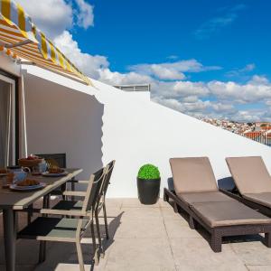 Crucifixo Duplex Apartment with Terrace