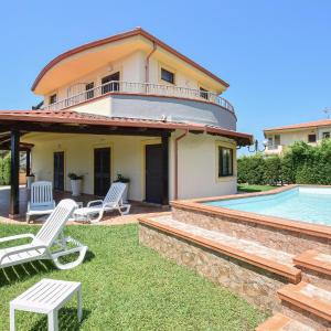 Stunning Home In Sangineto Lido