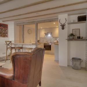 Willow Cottage