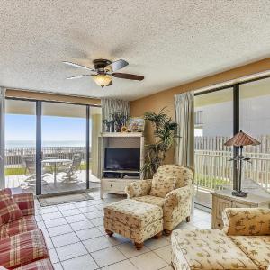 Romar Place 106