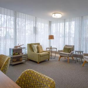 Holiday Inn Blmgtn Arpt South - Mall Area by IHG