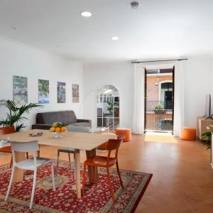 SorrentoVibes - Deluxe Home in Sorrento Old Town with Balconies