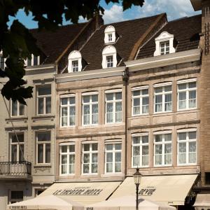 Le Theatre