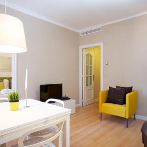BarcelonaForRent Sagrada Penthouse