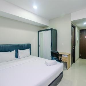 Cozy with Minimalist Style Studio Apartment Nine Residence By Travelio