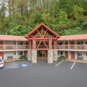 Econo Lodge Cherokee Near Island Park