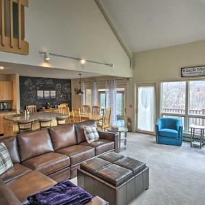 Spacious Ski-inandOut Black Mountain Home with Deck!