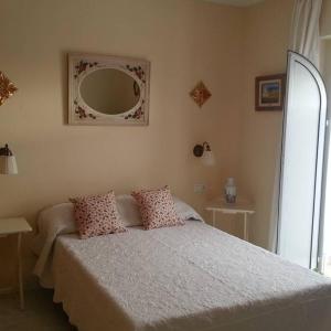 Alleanza, Puerta a Santa Cruz