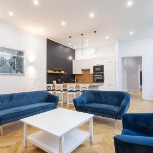 Victoria Apartment
