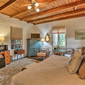 Historic Baton Rouge Vacation Rental: 6 Mi to LSU!