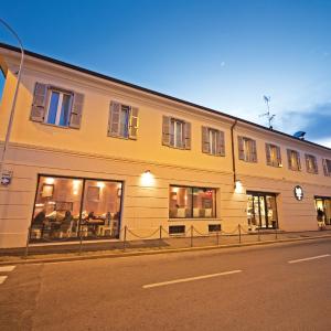 Amalia Bakery Home