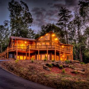 Serenity Peak | Mountain View | Close To Town | Paved | Dog Friendly