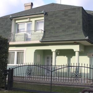 Cedar Apartment 4