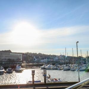 Harbourside Haven Apartment 2