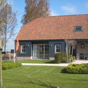Holiday Home in Zuidzande with Sauna