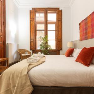 Historic 1847 Building, 120m2, Gothic Quarter