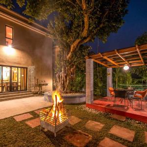 Taruchaya - Raichak by VEO, StayVista - 3BHK Pet-Friendly Villa with Gazebo