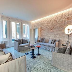 Stunning Modern Apartment In The Heart Of Venice