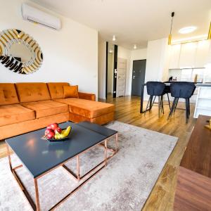 About Art Apartments