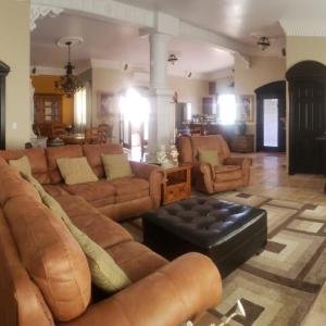 Maria's Place, Puerto Peñasco, Oriente