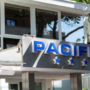Hotel Pacific