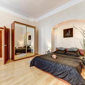 Excellent Apartment behind the Kazan Cathedral