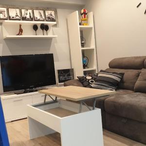 Apto Cimavilla. Wifi gratuito. VUT-827-AS