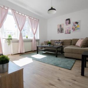Bright apartment near Cismigiu and Old Town