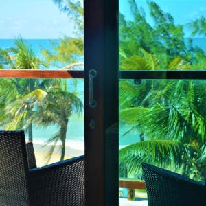 Na praia - Araça 305 Super luxo - Frente mar