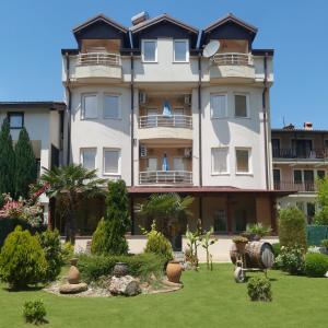 Celus Apartments Ohrid