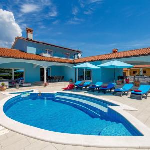 Holiday Home Villa Gabriel by Interhome