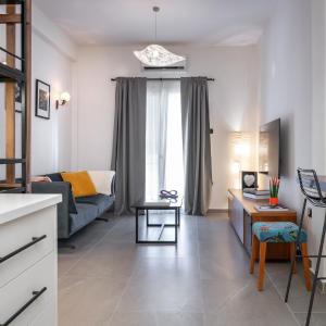 Glyfada Gallery Apartment by First Class Properties