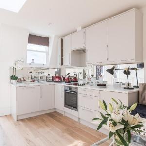 Fulham Penthouse Sleeps 2 Pets Ok & Sw Balcony