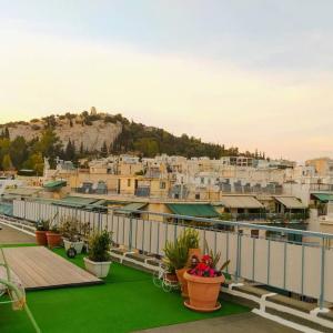Rooftop studio, Acropolis view!