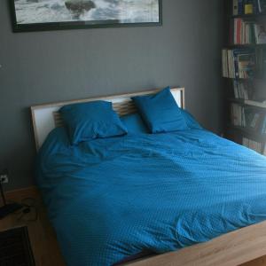 Chambre avec accès piscine intérieure