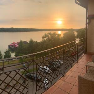 Apartamenty nad jeziorem