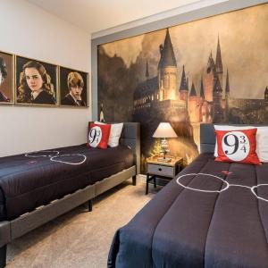 Modern 11 Bdrm Property with Game Room in Encore