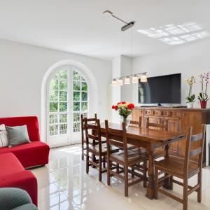 GuestHost - Sanremo Flat with Private Parking and NETFLIX