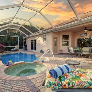 Villa Key Largo - Heated Pool & Spa, Private Beach, with Bicycles - Roelens Vacations